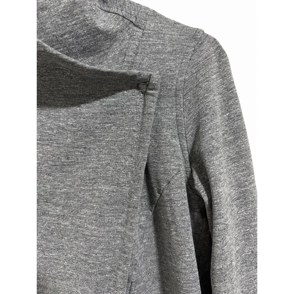 Lululemon That's A Wrap‎ Sweater Jacket Heathered Snow Slub Coal Women's Size 4